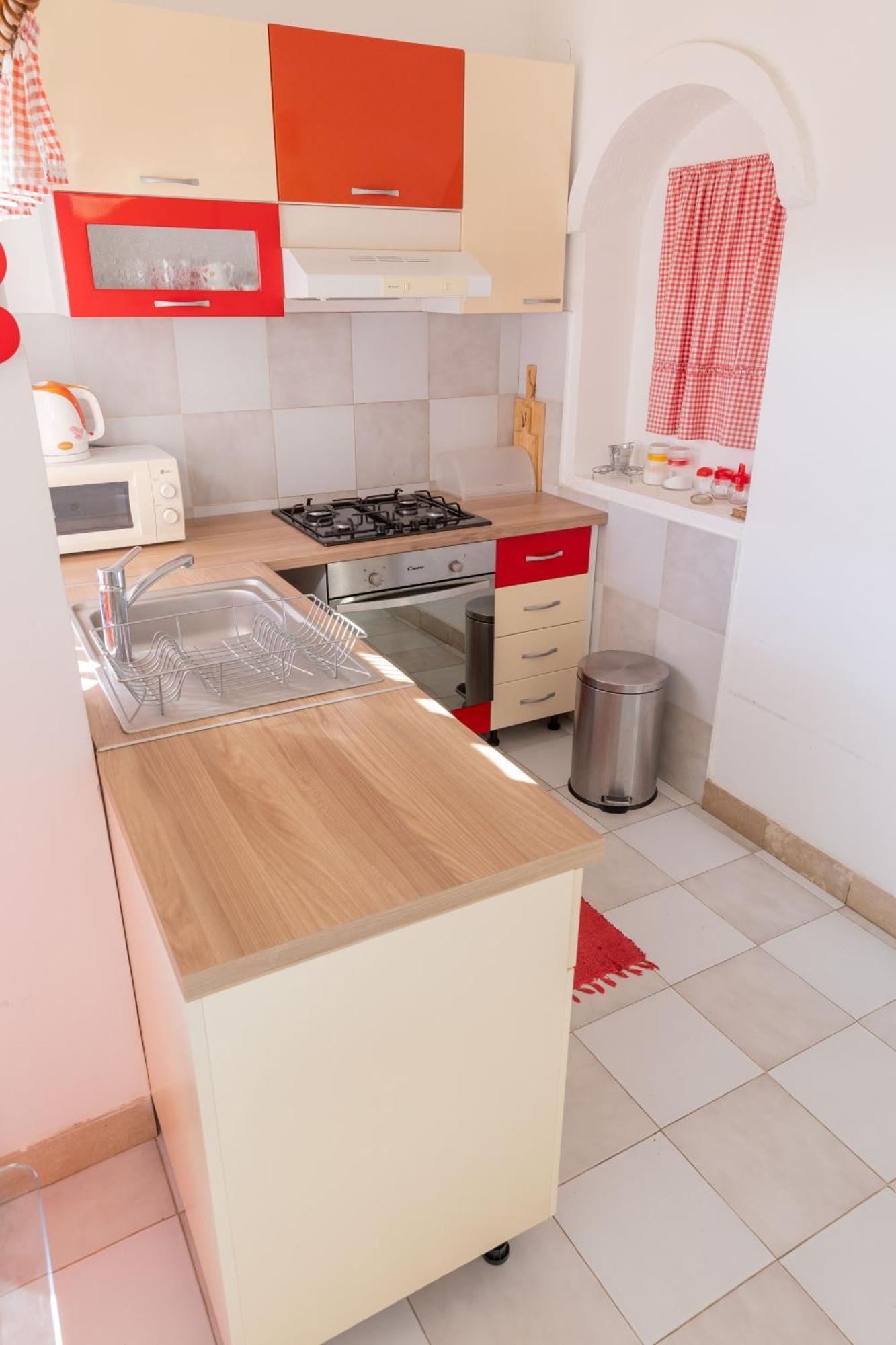 Apartmani Trlaja Vodice Bagian luar foto