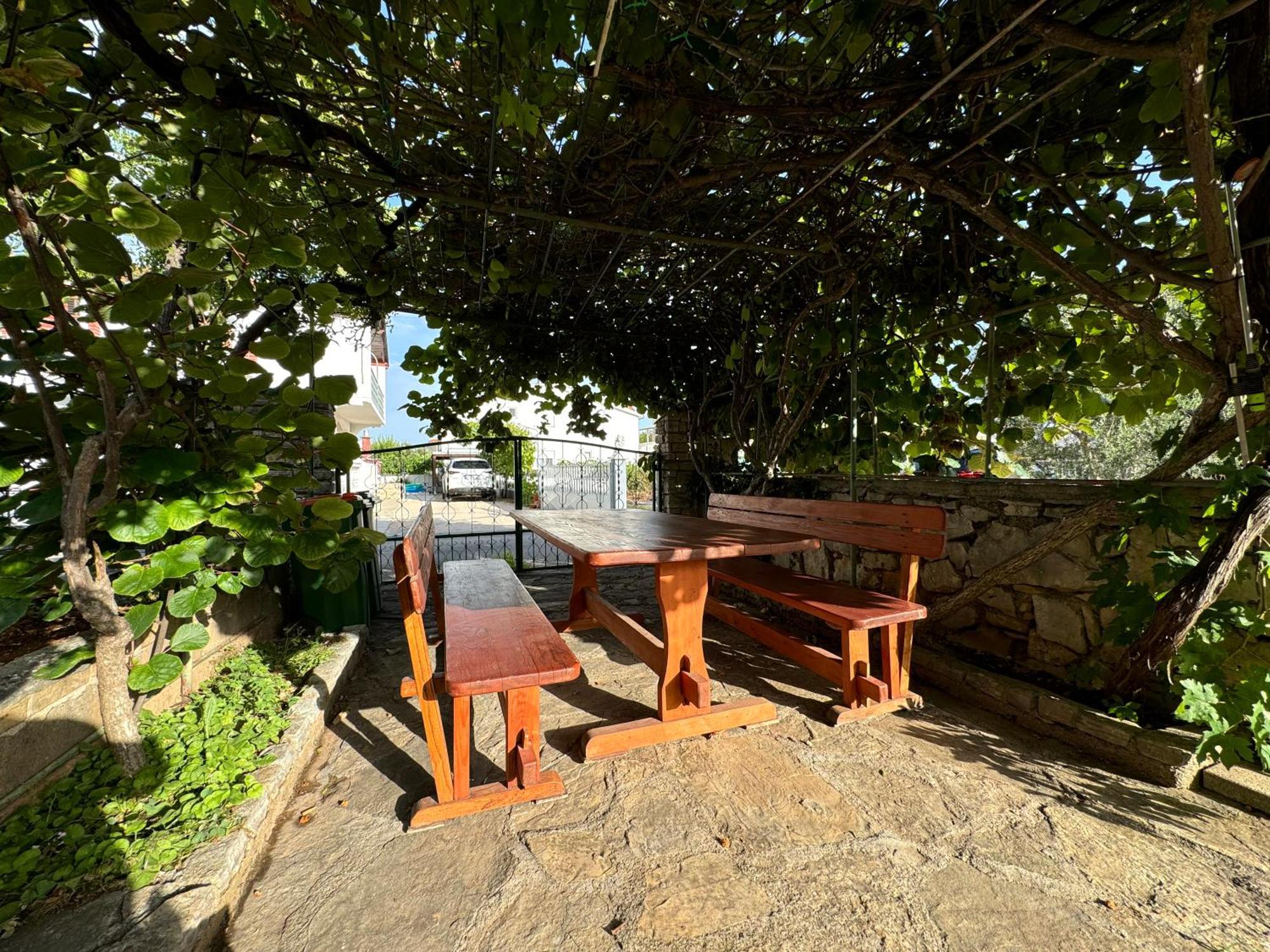 Apartmani Trlaja Vodice Bagian luar foto